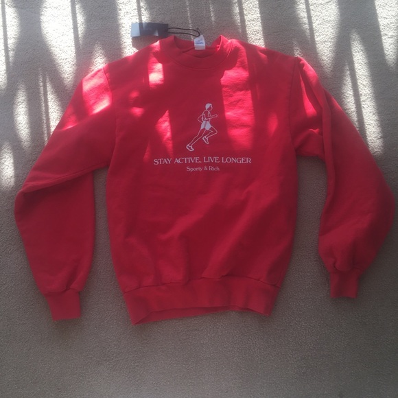 Sporty and rich red crewneck - Picture 7 of 7